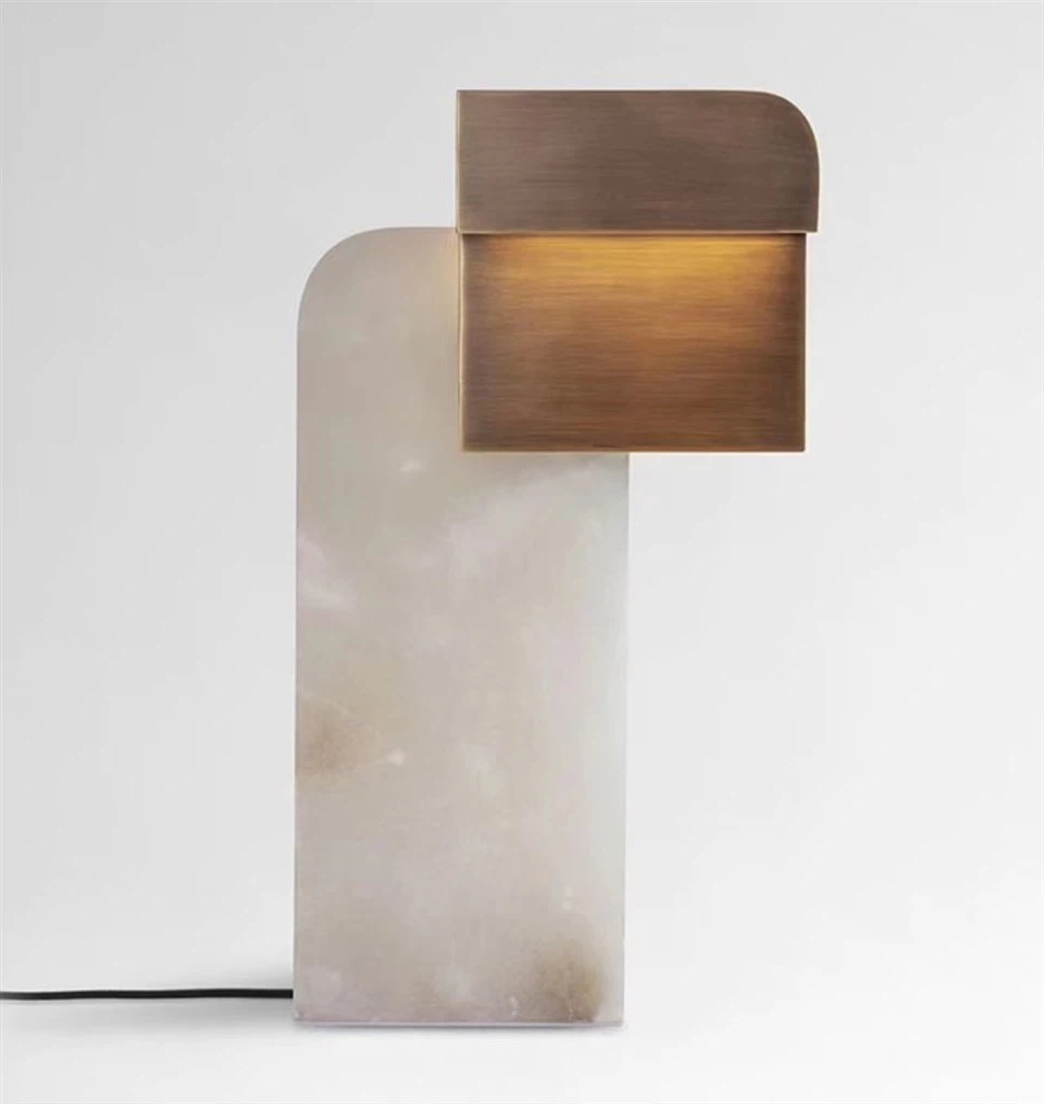 Lampaí Marmair Déanta sa tSín